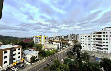 Imagem 9: Apartamento-casa com vista panorâmica, com seus 3 dormitórios, no bairro...
