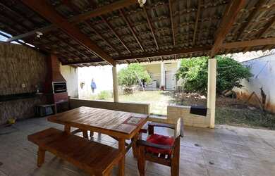 Imagem 1: Casa à venda Barcelona Park com 200m², 4 Quarto(s), 1 Suíte(s) e 4 Vaga(s)