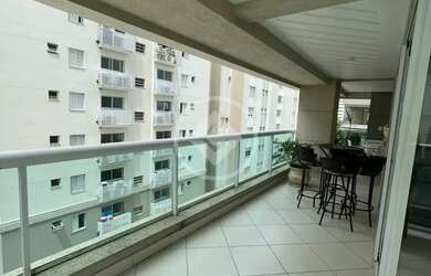 Imagem: O apartamento possui 3 Dormitórios, 2 Banheiros, 2 Vagas na