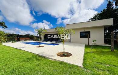 Imagem: A casa em condomínio possui 3 Dormitórios, 5 Banheiros, 5