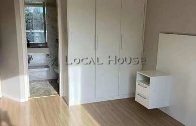 Imagem 12: Triplex de Alto Padrão com 4 Quartos à Venda no Vista Alegre Curitiba