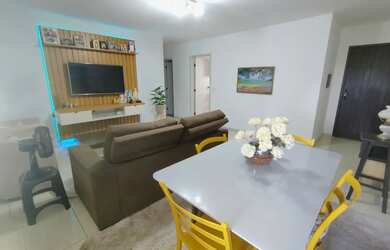 Imagem: O apartamento possui 3 Dormitórios, 2 Banheiros, 2 Vagas na