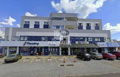 Imagem: O apartamento possui 2 Dormitórios, 1 Banheiro, 204m² de Área