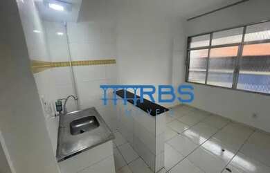 Imagem 2: Kitnet/Conjugado / Residencial / Centro