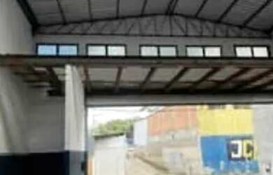 Imagem: O depósito possui 5 Vagas na garagem, 1.000m² de Área, Imóvel