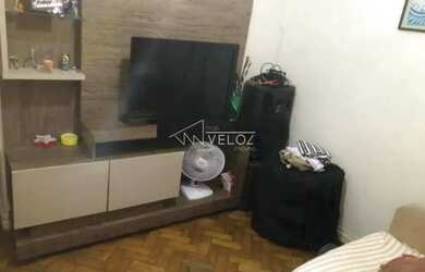 Imagem: A kitnet possui 1 Banheiro e 27m² de Área e está localizado