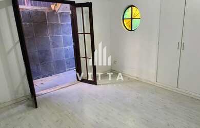 Imagem: A casa possui 2 Dormitórios, 2 Banheiros, 1 Vaga na garagem