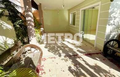 Imagem: A casa em condomínio possui 2 Dormitórios, 2 Banheiros, 130m²