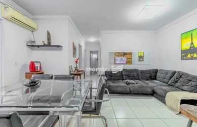 Imagem: O apartamento possui 3 Dormitórios, 1 Banheiro, 1 Vaga na garagem