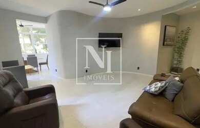 Imagem: O apartamento possui 3 Dormitórios, 3 Banheiros, 135m² de