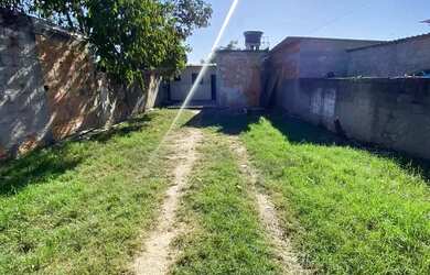 Imagem: O apartamento possui 1 Dormitório, 1 Banheiro, 4 Vagas na garagem