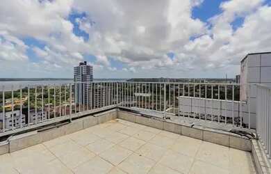 Imagem: O apartamento na cobertura possui 5 Dormitórios, 4 Banheiros