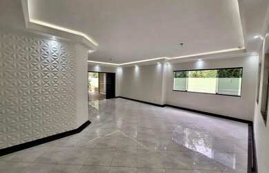 Imagem: A casa em condomínio possui 3 Dormitórios, 3 Banheiros, 2