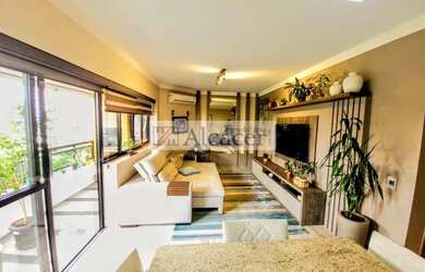 Imagem: O apartamento possui 4 Dormitórios, 3 Banheiros, 2 Vagas na