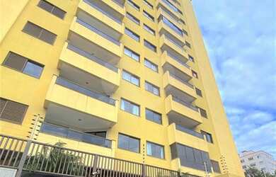 Imagem: O apartamento possui 3 Dormitórios, 2 Banheiros, 2 Vagas na