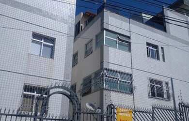 Imagem: O apartamento possui 3 Dormitórios, 1 Banheiro, 2 Vagas na