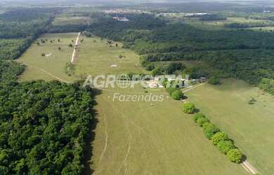 Imagem: A fazenda possui 5410000m² de Área e está localizado em Pirapora