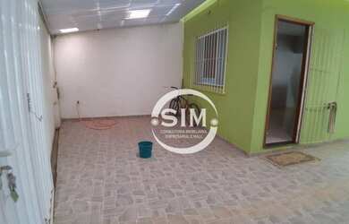 Imagem: A casa possui 2 Dormitórios, 1 Banheiro, 5 Vagas na garagem