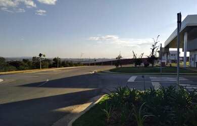 Imagem 1: Lote a venda com 375m2 no condomínio Jardins Nápoles