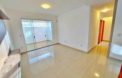 Imagem: O apartamento possui 3 Dormitórios, 1 Banheiro, 3 Vagas na