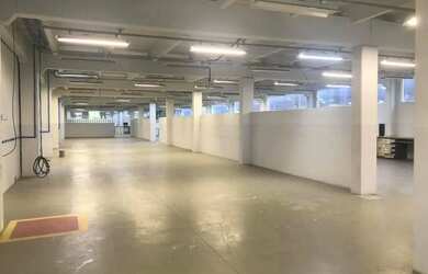 Imagem 8: Galpão/Depósito/Armazém para aluguel possui 2800 metros quadrados em...