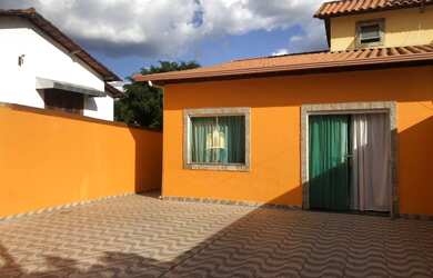 Imagem: O depósito possui 2 Vagas na garagem, 70m² de Área e está