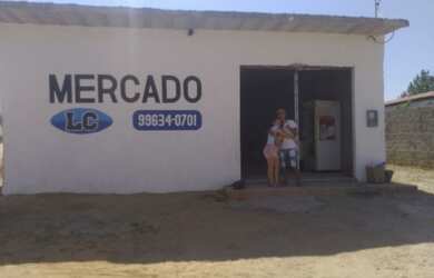 Imagem: O depósito possui 2 Vagas na garagem e está localizado em