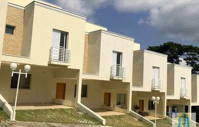 Imagem: A casa em condomínio possui 3 Dormitórios, 3 Banheiros, 2