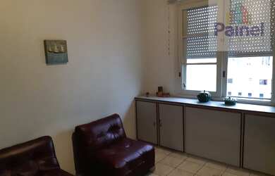 Imagem: A kitnet possui 1 Dormitório, 1 Banheiro, 30m² de Área e