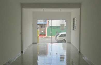 Imagem: O depósito possui 40m² de Área e está localizado em Nova