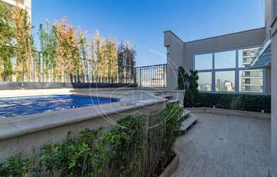 Imagem: O apartamento na cobertura possui 4 Dormitórios, 5 Banheiros