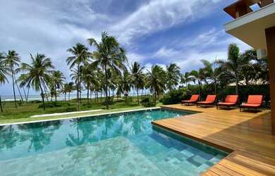 Imagem: A casa possui 5 Dormitórios, 5 Banheiros e 344m² de Área