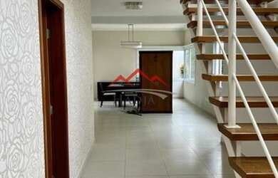 Imagem: A casa possui 3 Dormitórios, 4 Banheiros, 4 Vagas na garagem