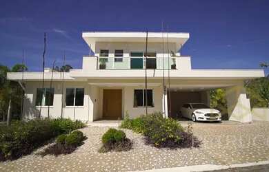 Imagem: A casa em condomínio possui 4 Dormitórios, 5 Banheiros, 4