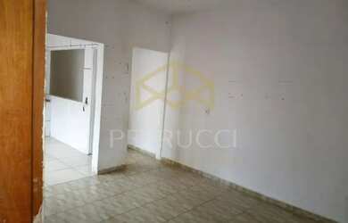 Imagem: A casa possui 2 Dormitórios, 1 Banheiro, 1 Vaga na garagem