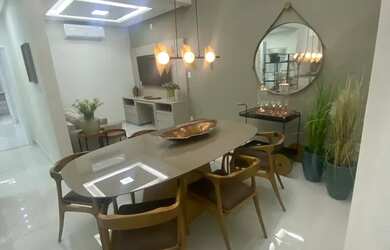 Imagem: A casa possui 3 Dormitórios, 3 Banheiros, 2 Vagas na garagem