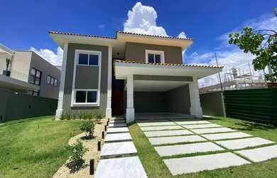 Imagem: A casa em condomínio possui 4 Dormitórios, 5 Banheiros, 2