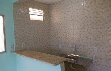 Imagem 1: Casa pra aluguel. Área de serviço, 1 Vaga na garageme1 Dormitório