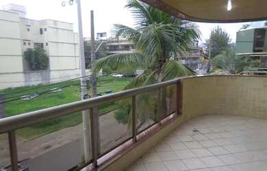 Imagem: O apartamento possui 3 Dormitórios, 3 Banheiros, 2 Vagas na