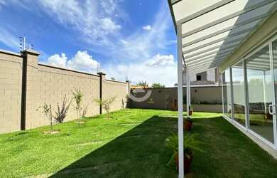 Imagem 8: Casa de condomínio para venda possui 230m² com 3 quartos no ALPHAVILLE...