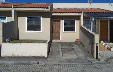 Imagem: A casa possui 3 Dormitórios, 1 Banheiro, 57m² de Área e