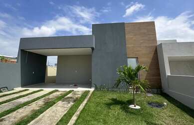 Imagem: A casa em condomínio possui 3 Dormitórios, 3 Banheiros, 2