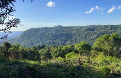 Imagem: A fazenda possui 52.000m² de Área e está localizado em Carazal