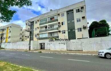 Imagem: O apartamento possui 3 Dormitórios, 1 Banheiro, 2 Vagas na