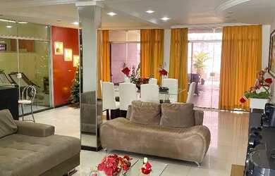 Imagem: A casa em condomínio possui 4 Dormitórios, 4 Banheiros, 5