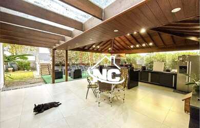 Imagem: Casa em condomínio com 6 quartos à venda, 350 m² por R$ 2.200.000