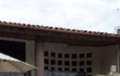 Imagem: A casa possui 5 Dormitórios, 5 Banheiros, 2 Vagas na garagem