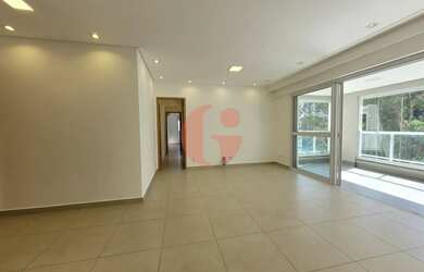 Imagem: O apartamento possui 4 Dormitórios, 4 Banheiros, 3 Vagas na