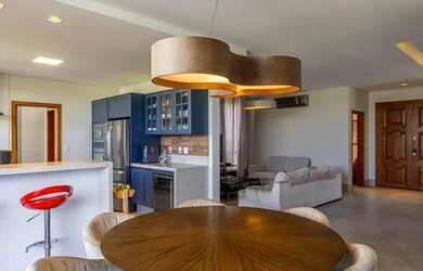 Imagem 13: Imóvel para aluguel e venda possui 403 metros quadrados com 4 quartos