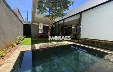 Imagem: A casa em condomínio possui 2 Dormitórios, 3 Banheiros, 2